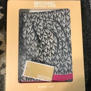 Michael Kors Scarf and Hat